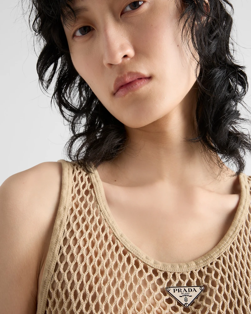 Sleeveless cotton mesh top