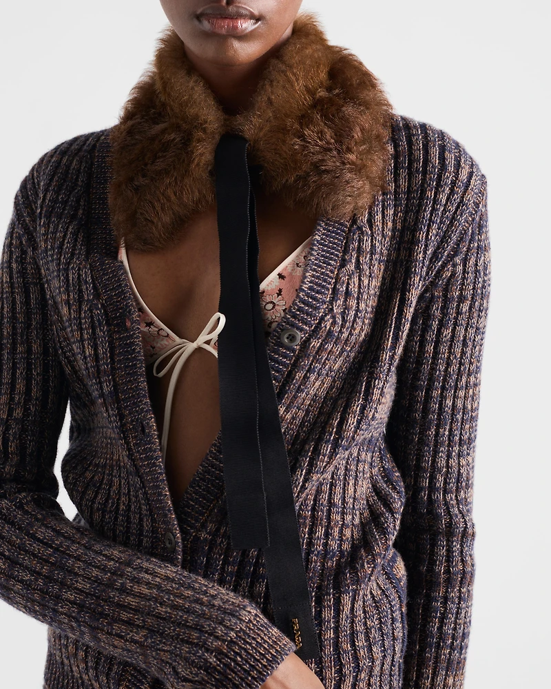 Shearling collar