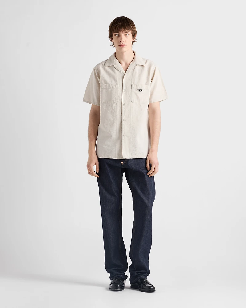 Short-sleeved chambray shirt