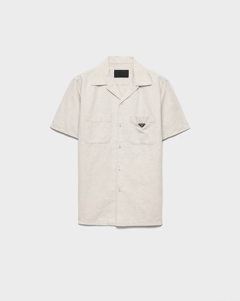 Short-sleeved chambray shirt