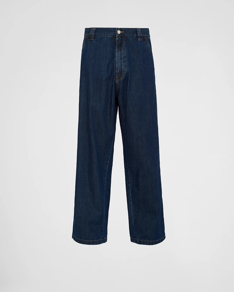 Light denim jeans