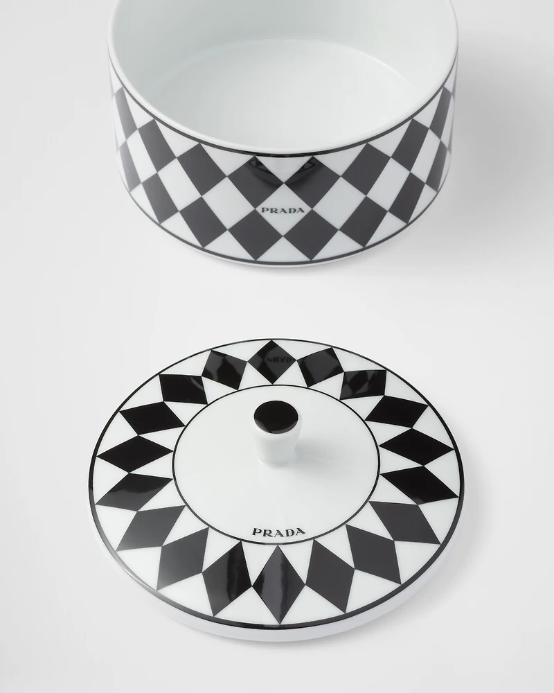 Porcelain box - Checkerboard