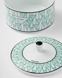 Porcelain box