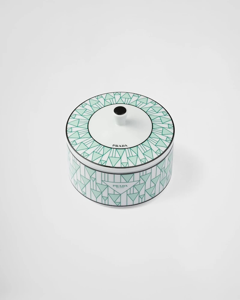 Porcelain box