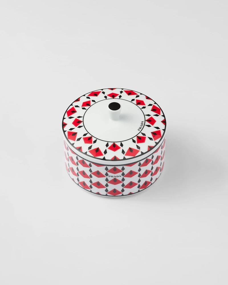 Porcelain box