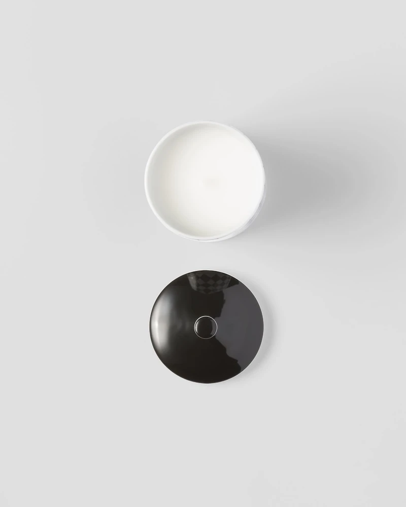 Porcelain scented candle - Checkerboard