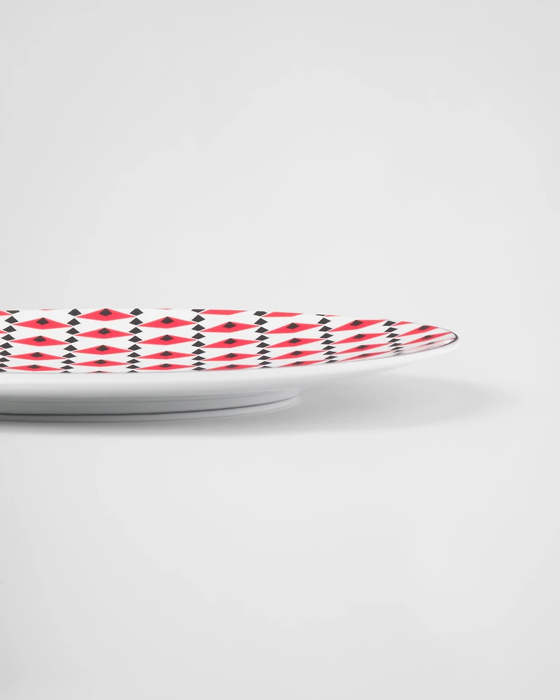 Porcelain charger plate