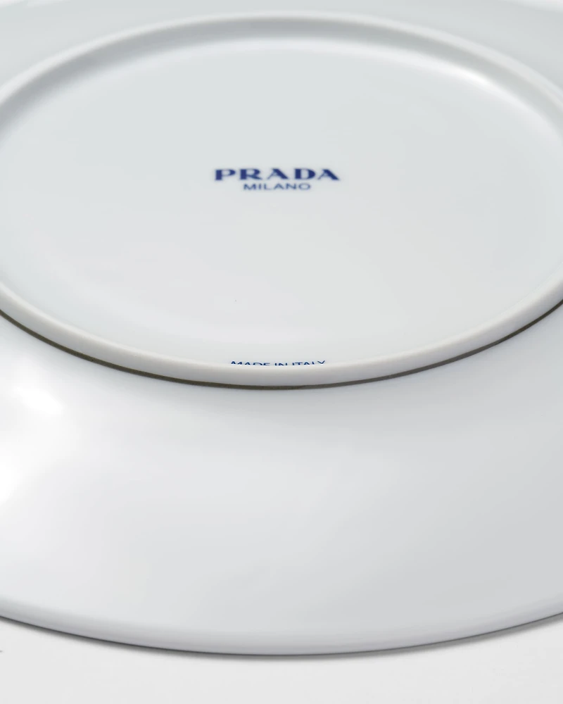 Porcelain charger plate