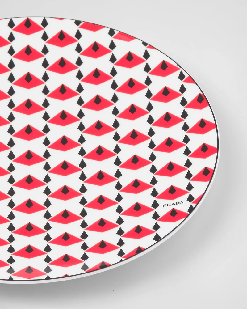 Porcelain charger plate
