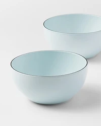 Set of two porcelain bowls