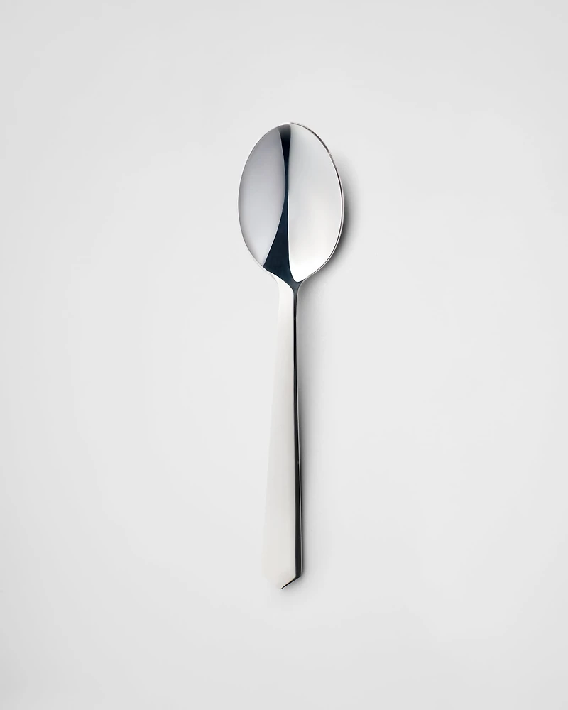 Serving spoon
