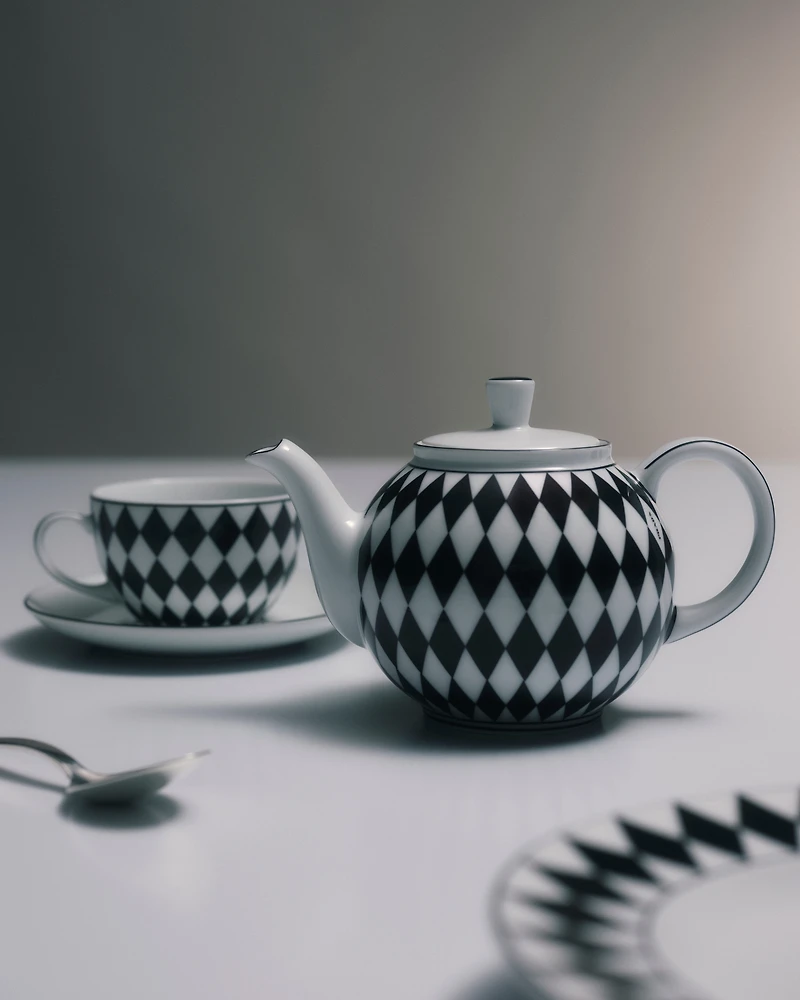 Porcelain teapot - Checkerboard 