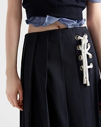Pleated stretch drill skirt