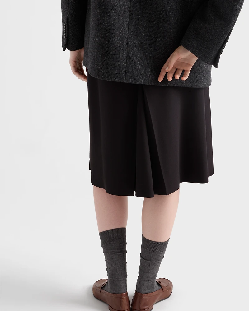 Sablé satin skirt