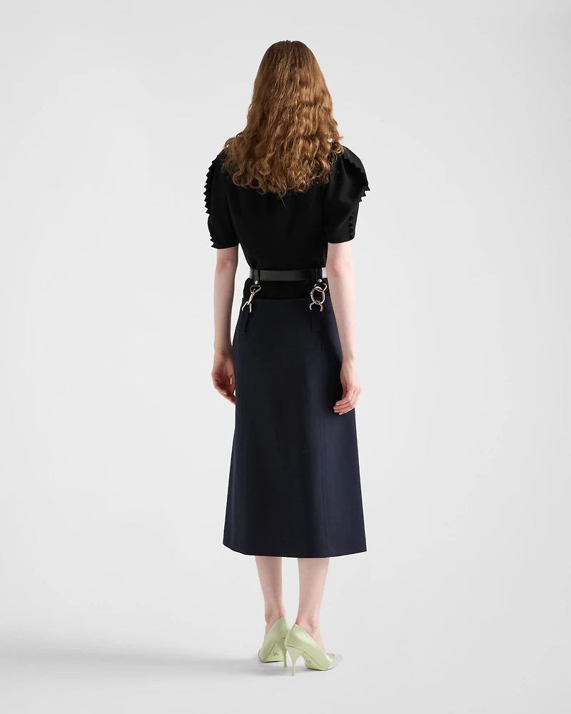 Rush stitch skirt with belt