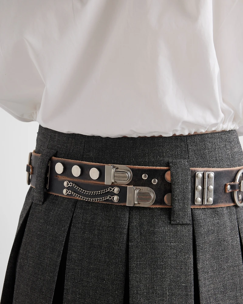 Rush stitch skirt with belt