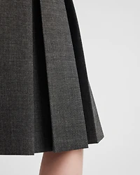 Rush stitch skirt with belt