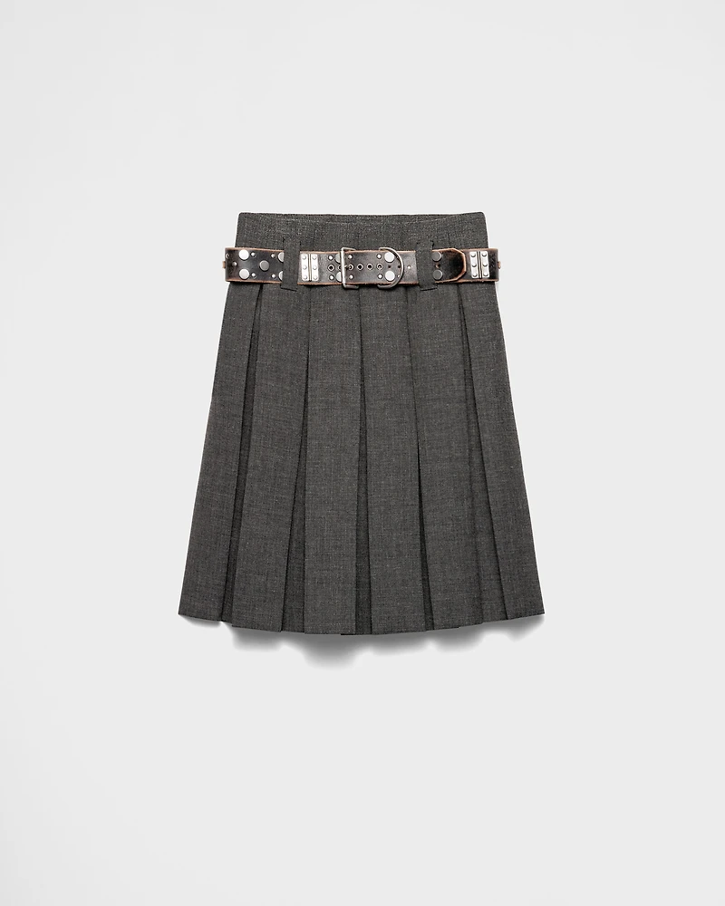 Rush stitch skirt with belt