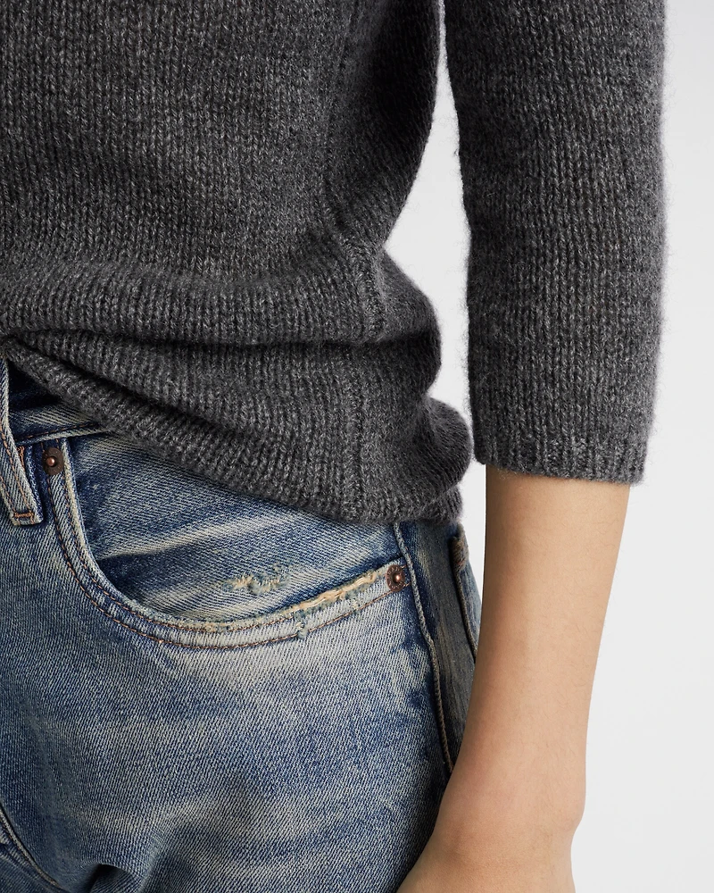 V-neck cashmere sweater
