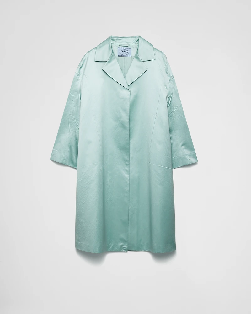 Single-breasted duchesse coat