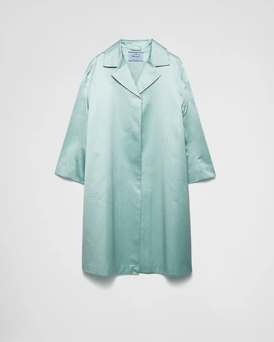 Single-breasted duchesse coat