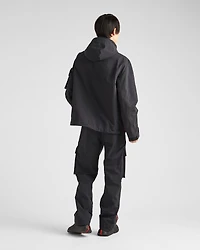 Light technical fabric windbreaker