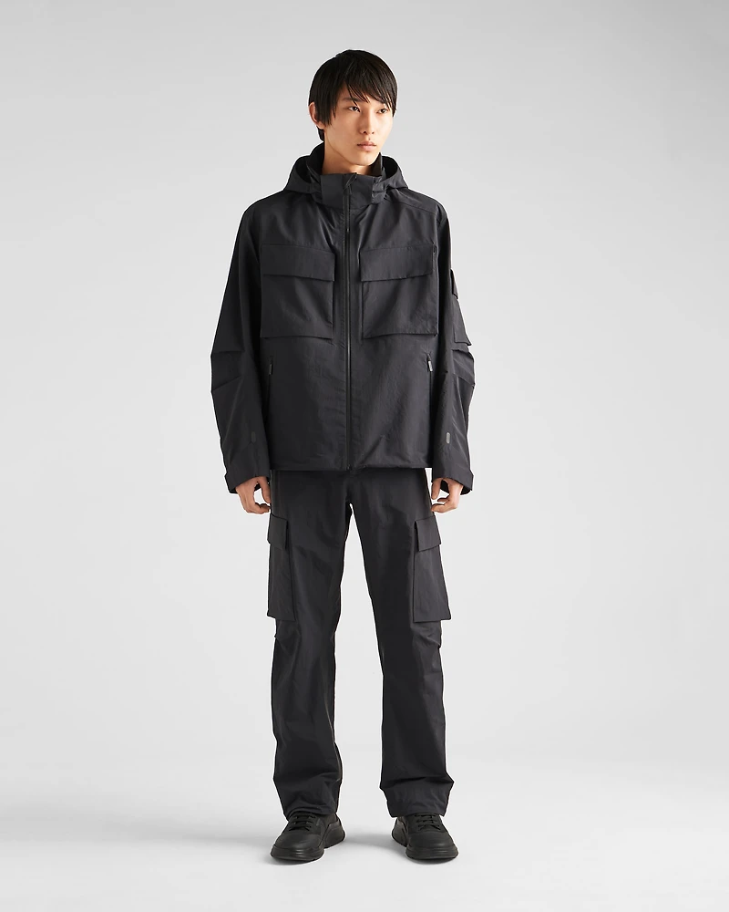 Light technical fabric windbreaker
