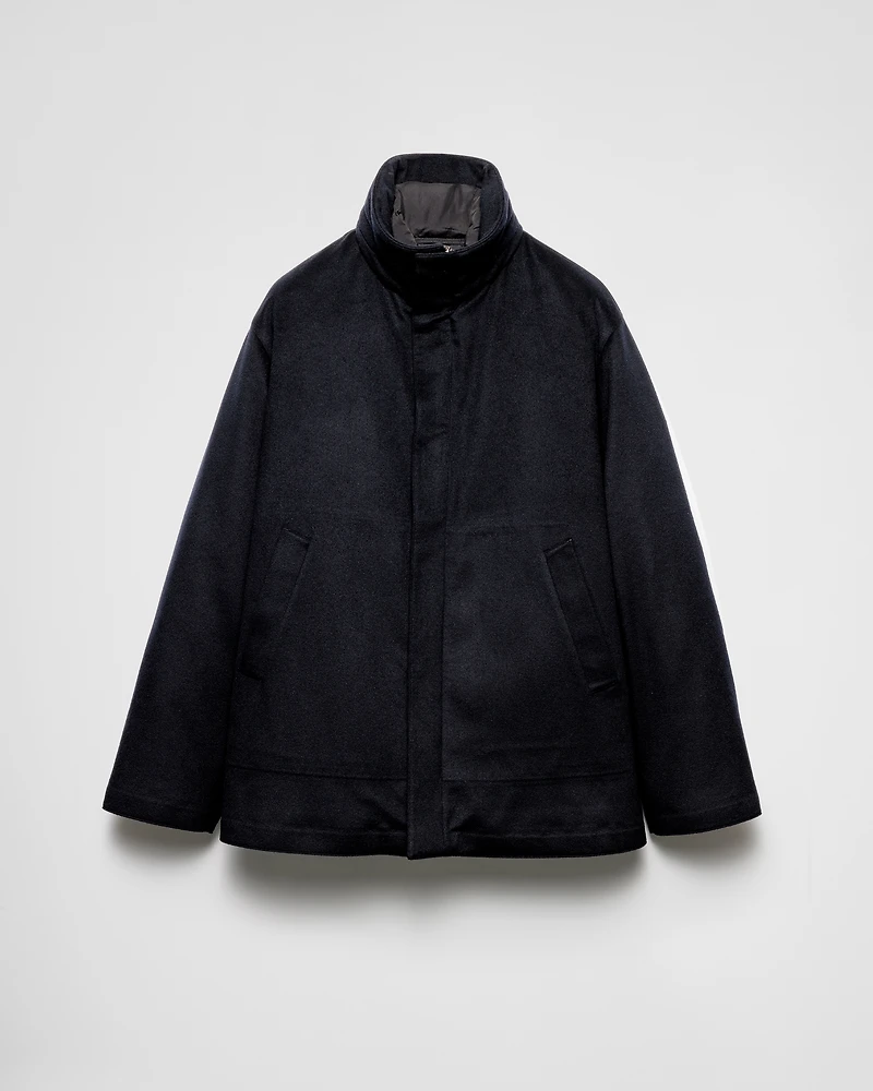 Medium-weight cashmere down jacket