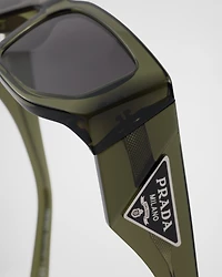 Sunglasses with the triangle logo