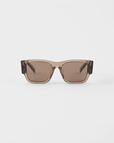 Sunglasses with Triangle logo