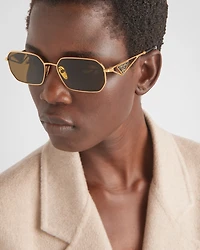 Sunglasses with triangle logo