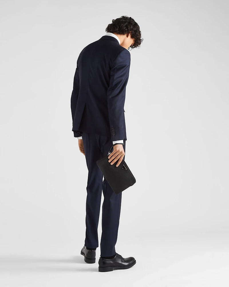Single-breasted wool suit