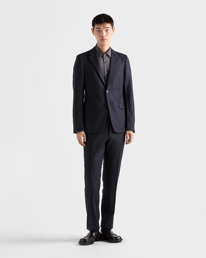 Single-breasted cashmere and wool suit