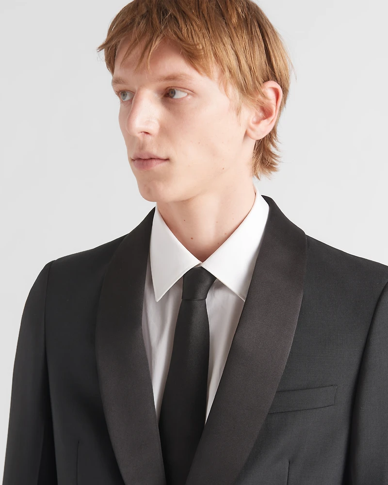 Single-breasted wool and mohair tuxedo