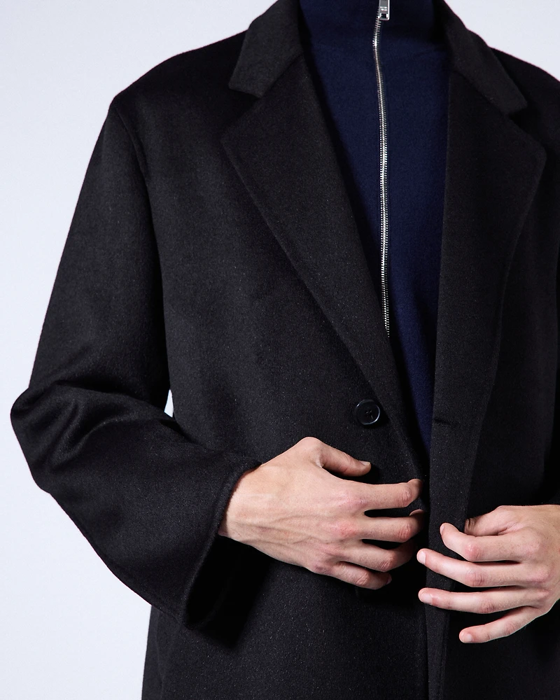 Single-breasted wool, angora and cashgora coat