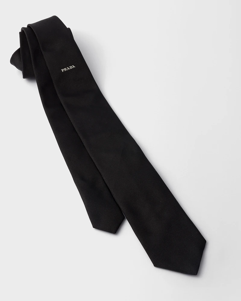 Silk tie