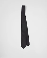 Satin tie