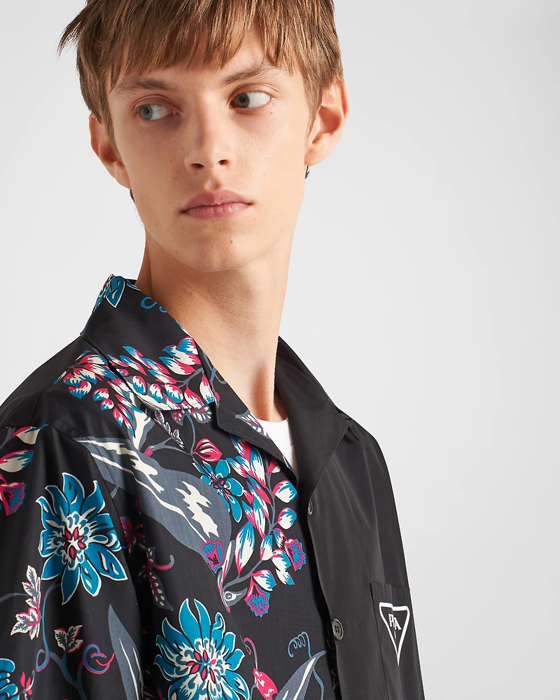 Short-sleeved cotton shirt