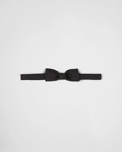 Satin bow-tie
