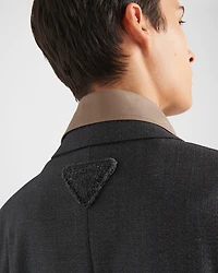 Single-breasted wool jacket with collar