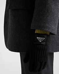 Wool and cashmere gloves