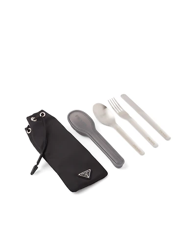 Stainless steel cutlery set