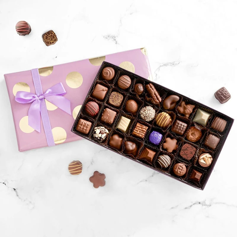 Assorted Chocolate Favourites Gift Box, 32 pc