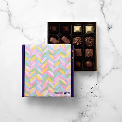 Assorted Chocolate Spring Classics Gift Box, 16 pc