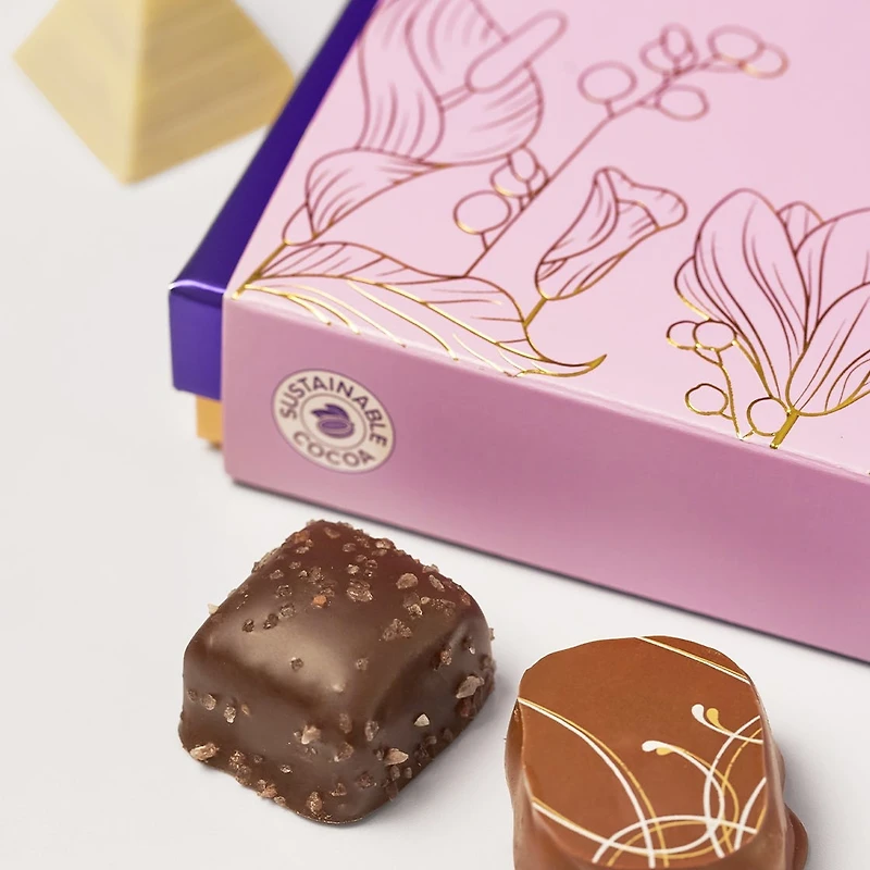 Mother's Day Classics Gift Box, 16 pc