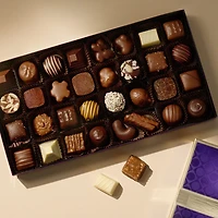 Assorted Chocolate Favourites, 32 pc