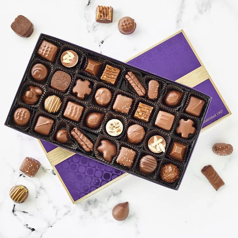 Milk Chocolate Favourites Gift Box, 32 pc