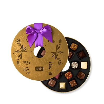 Festive Wreath Gift Box, 18 pc