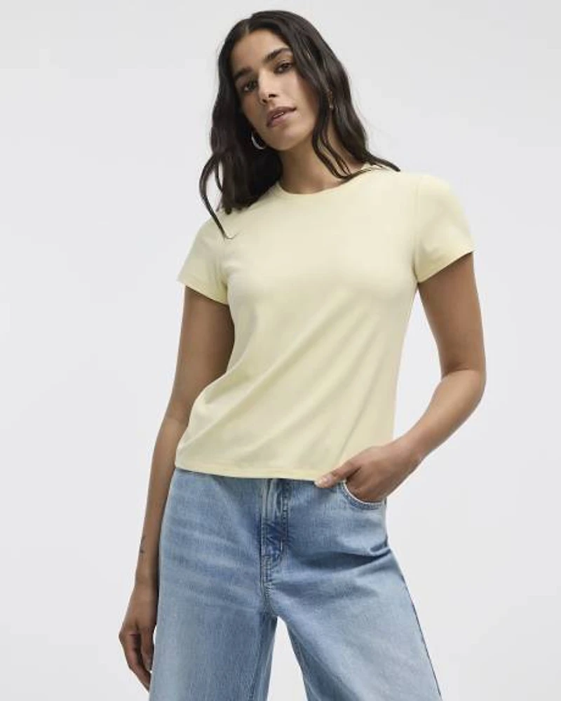 Ribbed Fitted Crew Neck T-Shirt