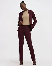 Pantalon à taille haute et jambe droite